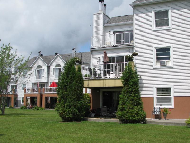 Arkadia Condo Magog Exterior foto